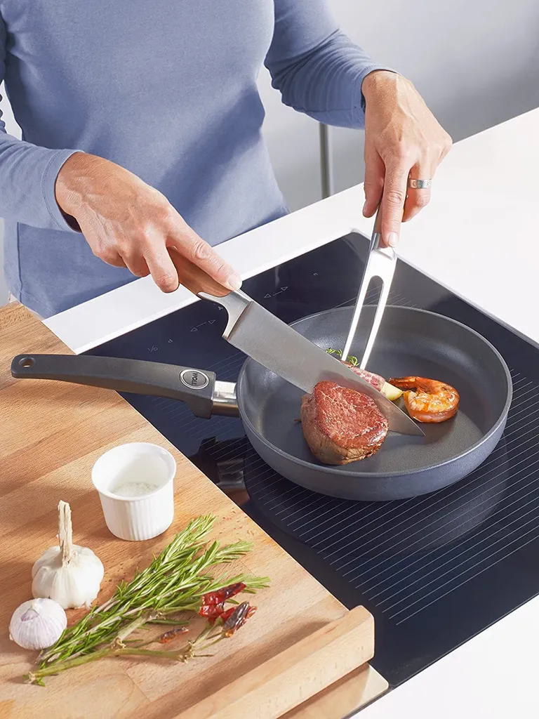 Woll Diamond Lite, Gusspfanne Mit Festem Stiel, Ø 28 Cm, 5 Cm Hoch 9 Woll Diamond Lite, Gusspfanne Mit Festem Stiel, Ø 28 Cm, 5 Cm Hoch – Bild 7