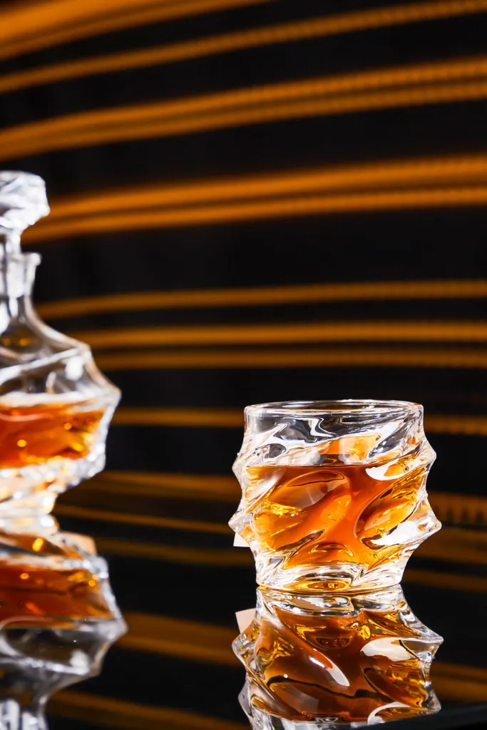 Echos Whiskyset | Whiskygläser | 7-Teiliges Whiskeyset | Geschenkset 16 Echos Whiskyset | Whiskygläser | 7-Teiliges Whiskeyset | Geschenkset – Bild 14