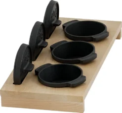BBQ-Toro Mini Dutch Oven Set Mit Holzunterlage | 3 X Ø 11 Cm | Gusseisen Töpfe -Küchenwaren Geschäft 1a4c773e22c8637b89ce153ceedb757b