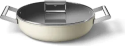 SMEG Servierpfanne Mit Deckel Matt Creme - Ø 28 Cm / 3,7 Liter -Küchenwaren Geschäft 1fc407902ebccb182f7c777b54423990