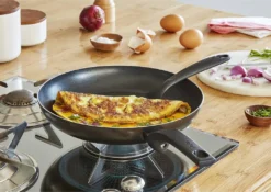 Tefal Easy Cook & Clean 2-teiliges Aluminium Bratpfannenset 24 + 28 Cm, Titanium Antihaftversiegelung, Thermo-Signal, Diffusion Pfannenboden Für Fast Alle Herdarten Außer Induktion -Küchenwaren Geschäft 213179d01a6ed84455f3554f061d7799