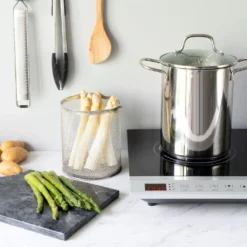 Navaris Spargeltopf Kochtopf Nudeltopf 3,9l - Topf Zum Kochen Von Spargel Oder Spaghetti - Aus Edelstahl Mit Siebeinsatz - BPA-frei Spülmaschinenfest -Küchenwaren Geschäft 39ba2a54e19594efaade07a81c2cd78f