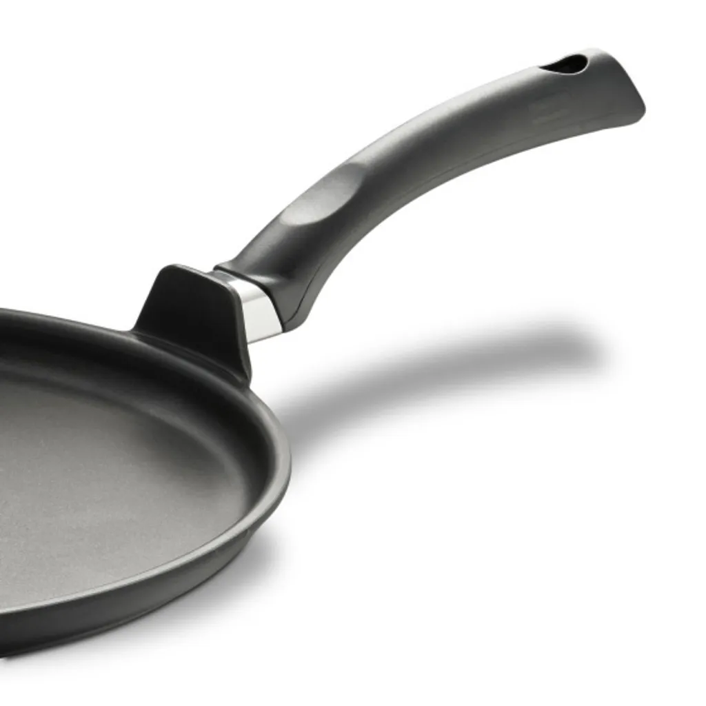 Berndes Crepe Pan, Non-stick, Flat Rim, 28 Cm, Black 3 Berndes Crepe Pan, Non-stick, Flat Rim, 28 Cm, Black
