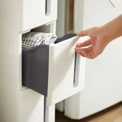 SONGMICS Küchenregal, Nischenregal Mit Rollen, Schmaler Rollwagen Mit 4 Schubladen, Mobil, Ausziehbar, Badregal, Küchenschrank Mit Rädern, PP-Kunststoff, Platzsparend, 45 X 17 X 84 Cm, Weiß-grau KFR008G01 11 SONGMICS Küchenregal, Nischenregal Mit Rollen, Schmaler Rollwagen Mit 4 Schubladen, Mobil, Ausziehbar, Badregal, Küchenschrank Mit Rädern, PP-Kunststoff, Platzsparend, 45 X 17 X 84 Cm, Weiß-grau KFR008G01 -Küchenwaren Geschäft 8db14feb0476406cf14b04fc469315ca