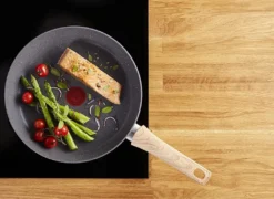 TEFAL G2660602 NATURAL FORCE Pfanne 28 Cm, Mineralia + Antihaftbeschichtung, Alle Kochfelder Inklusive Induktion -Küchenwaren Geschäft b02d6bae4ebcdcdfd674264d59b6815b