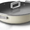 SMEG Servierpfanne Mit Deckel Matt Creme - Ø 28 Cm / 3,7 Liter 1 SMEG Servierpfanne Mit Deckel Matt Creme - Ø 28 Cm / 3,7 Liter -Küchenwaren Geschäft ba7dda81cf7f99ec3207377a2814e20b