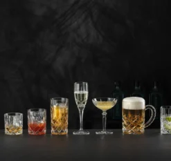 Nachtmann 0091899-0 Noblesse Whisky-Set, 1 X Karaffe/Dekanter + 2 X Whisky-Becher, Klar (1 Set) -Küchenwaren Geschäft d588c1eab5489267f01ee0eb9969a4cb 1