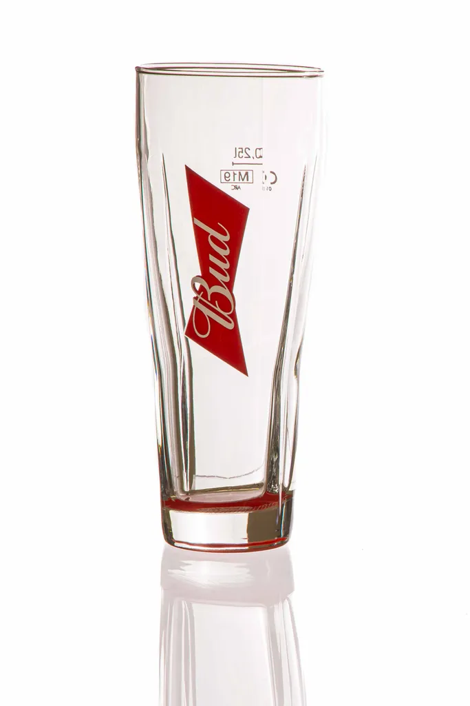Bud Bierglazen 25 Cl - 6 Stuks 3 Bud Bierglazen 25 Cl - 6 Stuks