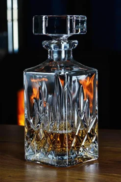 Nachtmann 0091899-0 Noblesse Whisky-Set, 1 X Karaffe/Dekanter + 2 X Whisky-Becher, Klar (1 Set) -Küchenwaren Geschäft f54f4ef29d5e39abb9456d37baf0a206