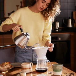 Tchibo Glaskaraffe, Borosilikatglas, Deckel, Hitzebeständig, 600ml -Küchenwaren Geschäft fcce1b1bf1c6ed5952d0a259f8305234